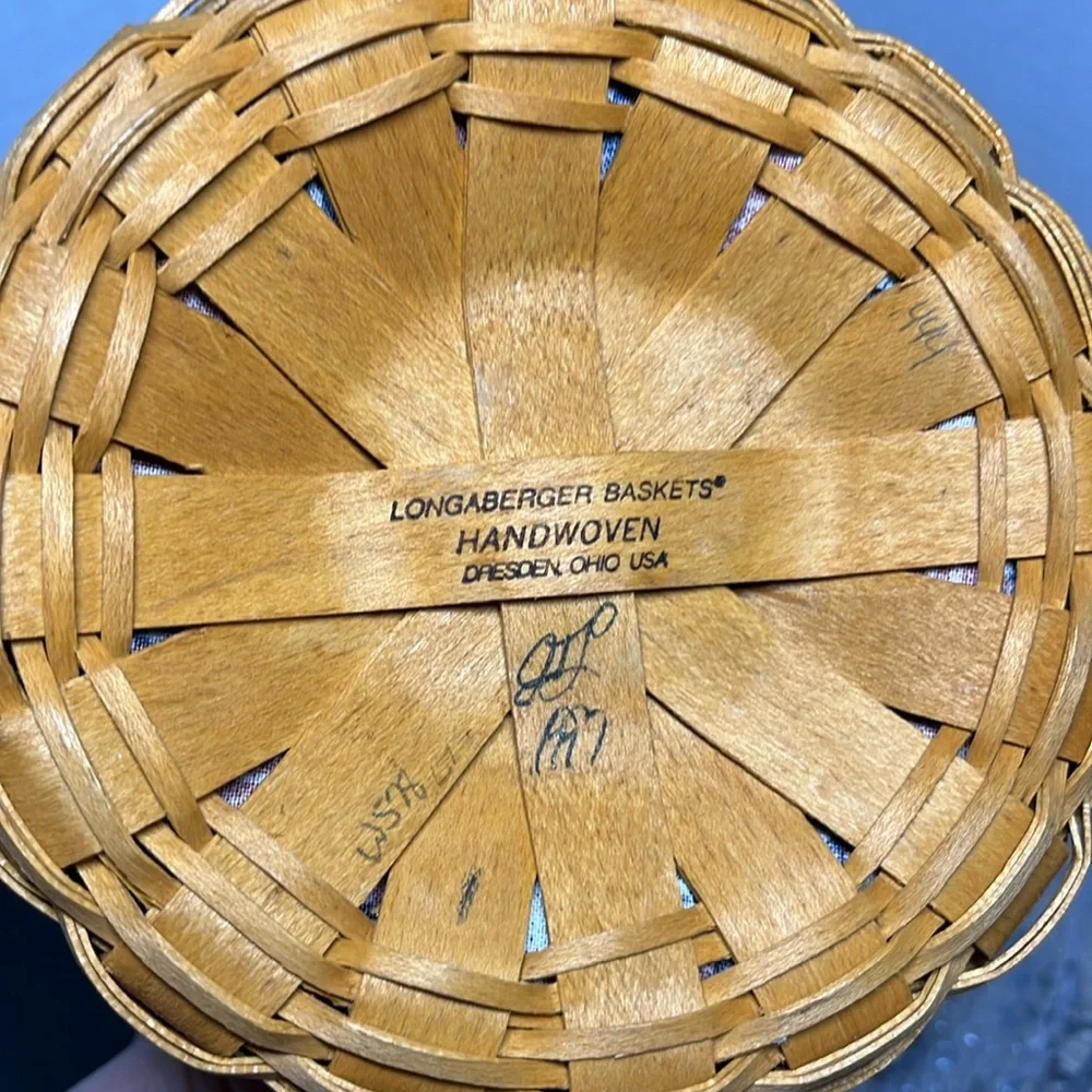 RARE 1997 yr Longaberger Inaugural Basket, Patriotic Liner, Protector & Tie-On